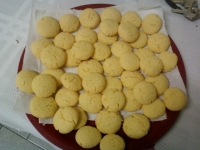 Biscoitos amarelinhos